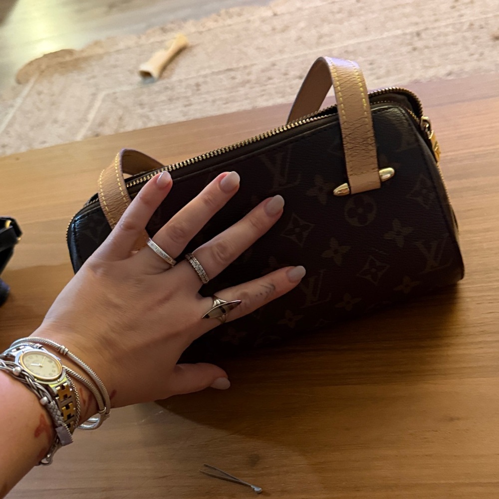 Louis Vuitton Monogram Barrel Bag in Brown and Tan - Picture 2 of 5